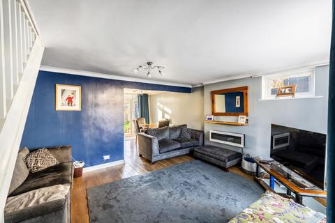 2 bedroom end of terrace house for sale, Silkham Road, Oxted, RH8