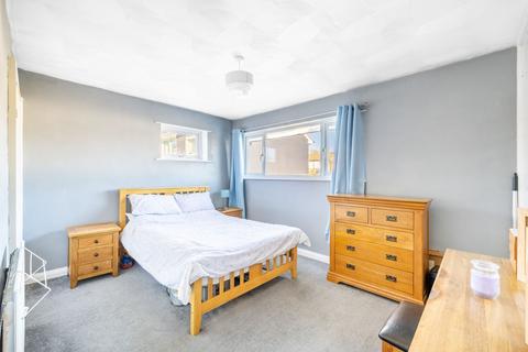 2 bedroom end of terrace house for sale, Silkham Road, Oxted, RH8