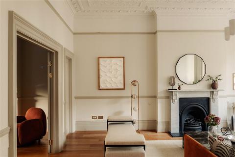 5 bedroom terraced house to rent, Stafford Terrace, Kensington, W8