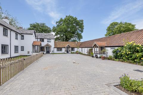 2 bedroom bungalow for sale, Petersfield Road, Monkwood, Alresford, Hampshire, SO24