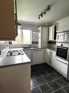 2 bedroom flat to rent, Uxbridge Road, Stanmore HA7