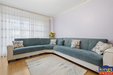 2 bedroom flat for sale, St. Stephens Close, London