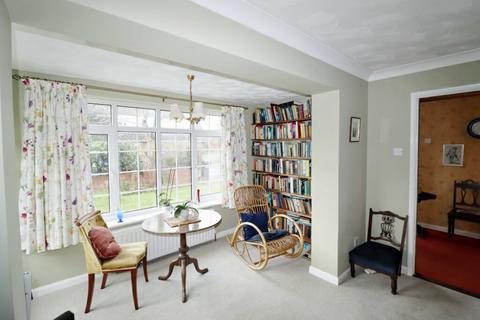 4 bedroom detached house for sale, Chichester Avenue, Hayling Island