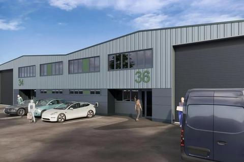 Distribution warehouse to rent, 30-46 Westwood Park - Concord Rd London W3 0TH