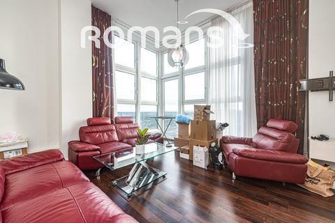 2 bedroom flat to rent, Skyline Plaza, Alencon Link, Basingstoke, RG21