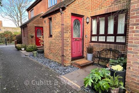 3 bedroom terraced house for sale, The Parchment, Havant PO9
