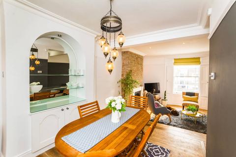 3 bedroom maisonette to rent, St Paul Street, Islington, London, N1