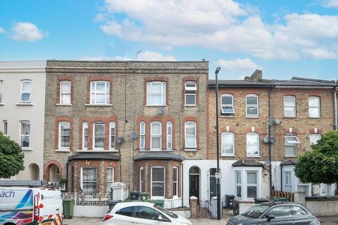 2 bedroom flat to rent, Loveridge Road, London, NW6 2DT