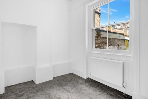 2 bedroom flat to rent, Loveridge Road, London, NW6 2DT