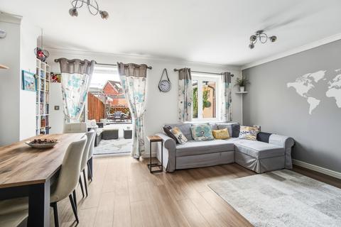 3 bedroom semi-detached house for sale, Howland Close, Essex CB10