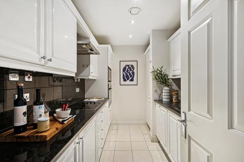 3 bedroom flat for sale, Point West, 116 Cromwell Road, South Kensington, London
