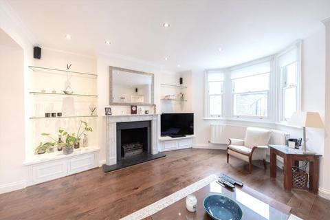 3 bedroom flat to rent, Chesson Road, London W14