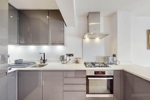 2 bedroom flat for sale, Northwood Road, London N6