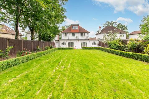 5 bedroom detached house to rent, Old Church Lane, Kingsbury, London, NW9