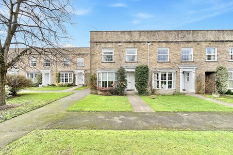 3 bedroom end of terrace house for sale, Addington Place, Christchurch BH23