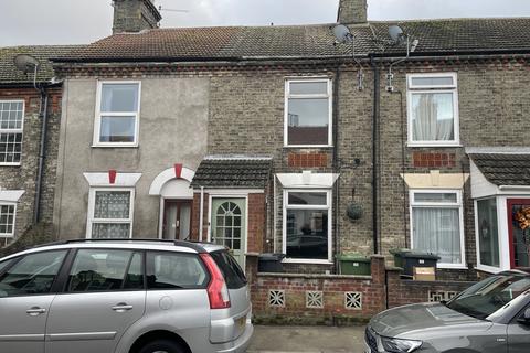 3 bedroom terraced house for sale, 45 Upper Cliff Road, Gorleston, Great Yarmouth, Norfolk NR31 6AH