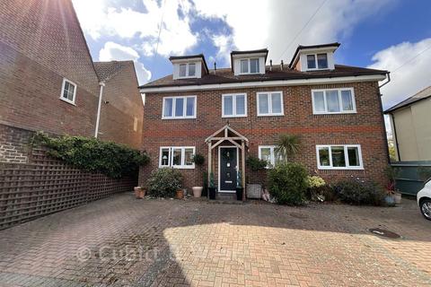 3 bedroom end of terrace house for sale, Sea Road, East Preston, West Sussex
