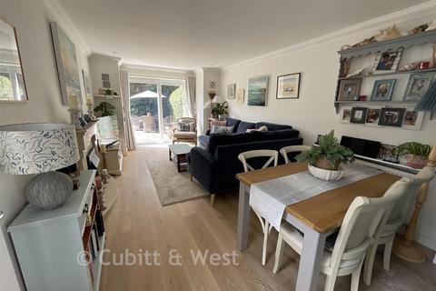 undefined, Sea Road, East Preston, West Sussex