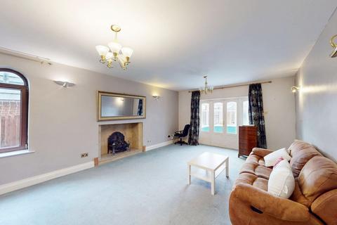 6 bedroom detached house for sale, Lower Leigh Road, Westhoughton, BL5