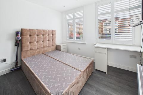 undefined, Victoria Road, Ruislip, HA4