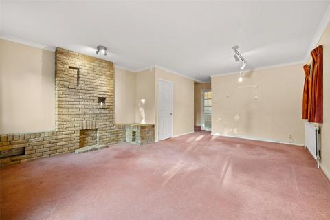 3 bedroom semi-detached house to rent, Moles Close, Berkshire RG40
