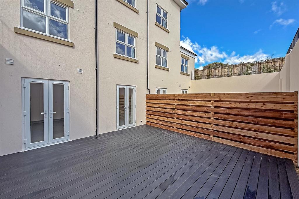382 Hatfield Road-32.jpg
