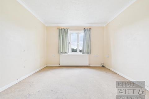 1 bedroom flat for sale, Shepherds Way, Fairlight