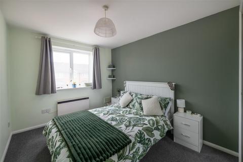 undefined, Staffords Place, Horley
