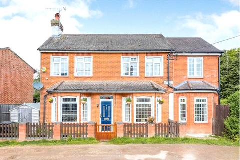 4 bedroom detached house for sale, Hillside Road, Surrey GU12