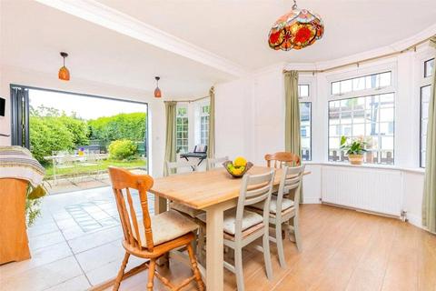 4 bedroom detached house for sale, Hillside Road, Surrey GU12