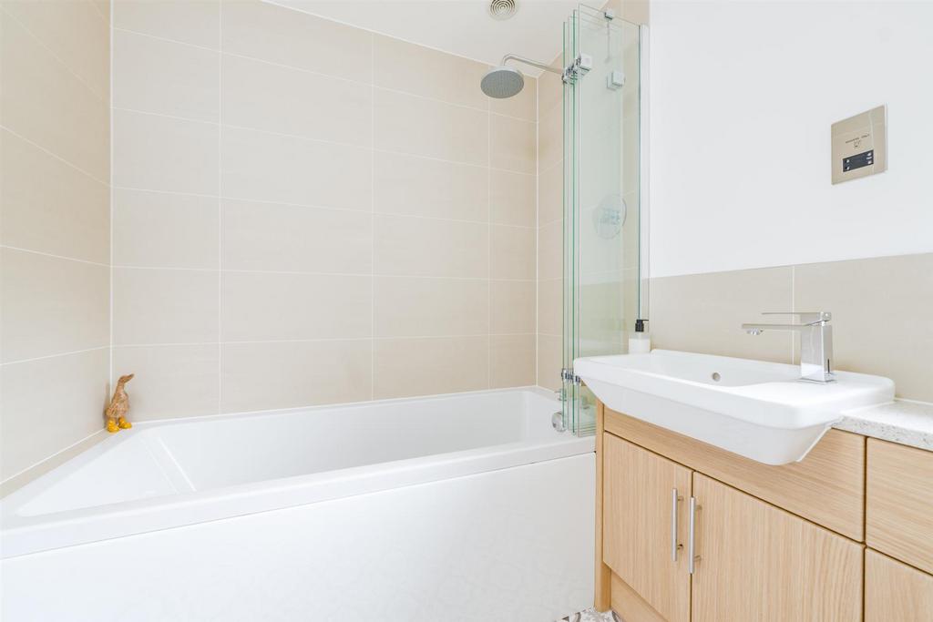 22 springwood rise kelso-18.jpg