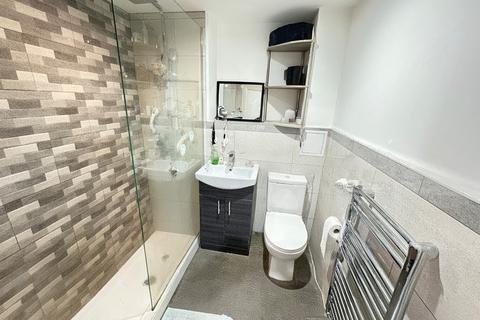 2 bedroom apartment to rent, The Elms, 26 John Street, Luton, Bedfordshire, LU1 2EE