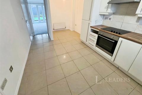 4 bedroom terraced house to rent, Dunlop Avenue, Leeds, West Yorkshire, LS12