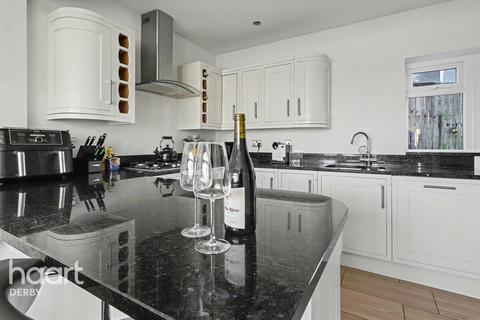 3 bedroom detached house for sale, Roehampton Drive, Derby