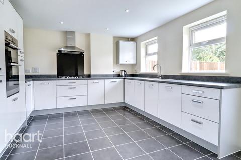 5 bedroom detached house for sale, Kestrel Grove, Nottingham