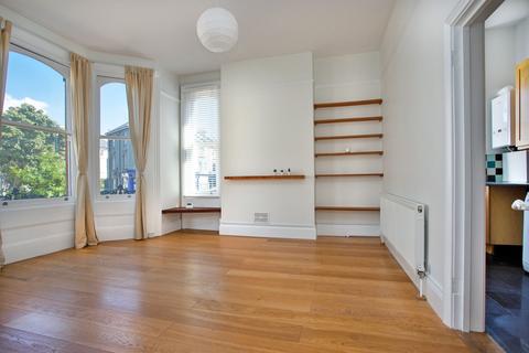 2 bedroom flat to rent, Preston Road, Brighton, BN1