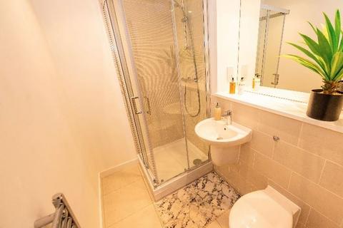 1 bedroom flat to rent, Trafford Road, Salford M5