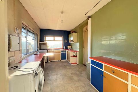 3 bedroom semi-detached house for sale, New Hey Road, Huddersfield HD3