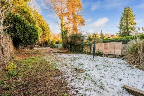 3 bedroom house for sale, Reigate Road, Epsom