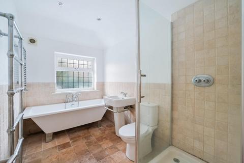 3 bedroom house for sale, Reigate Road, Epsom