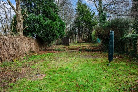 3 bedroom house for sale, Reigate Road, Epsom