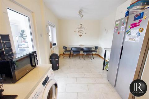 3 bedroom terraced house for sale, Springhill Terrace, Rugeley WS15