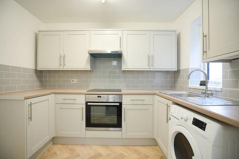 2 bedroom flat to rent, Springvale, Swallow House Springvale, ME16