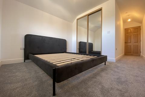 2 bedroom flat to rent, 37 Great Darkgate Street, SY23