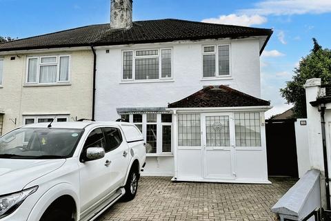 3 bedroom semi-detached house to rent, Delius Close, Elstree, WD6