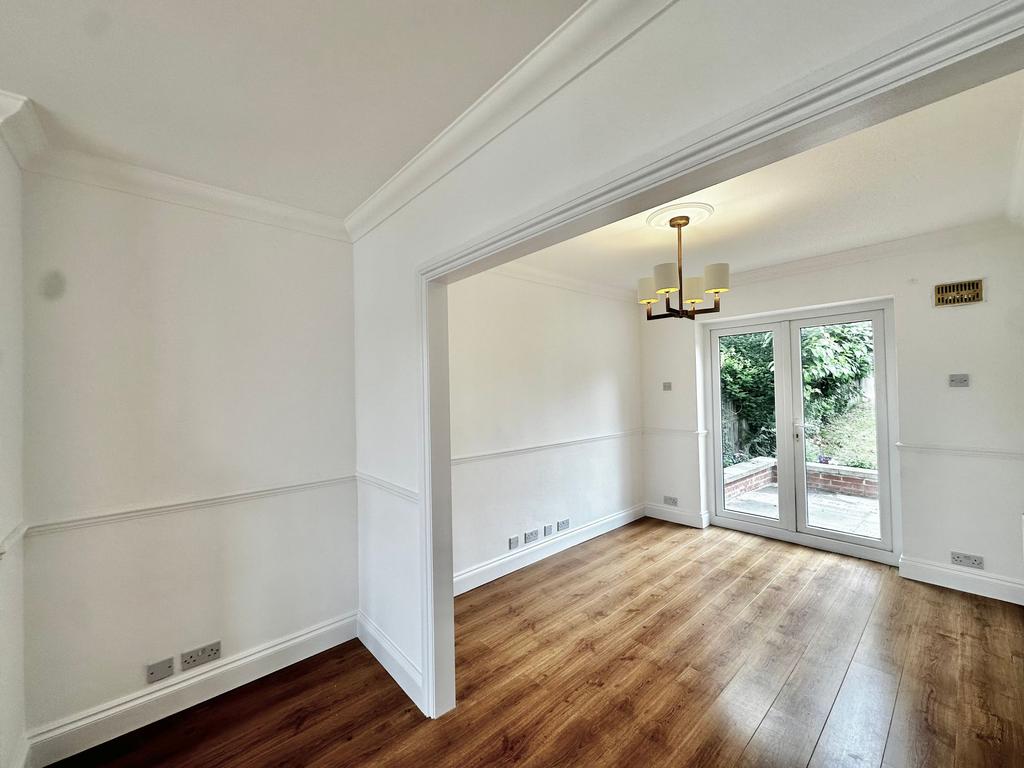 Open-plan Lounge/Dining Room