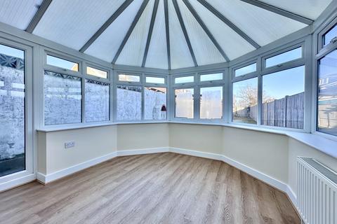 3 bedroom semi-detached house for sale, Addiscombe Road, Christchurch BH23