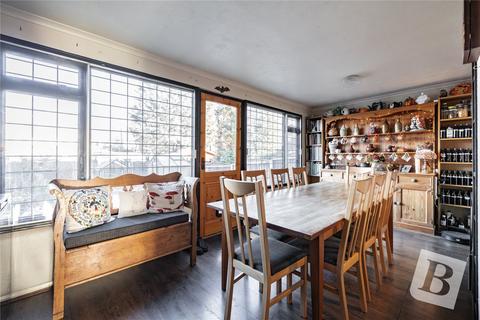 3 bedroom terraced house for sale, Gorseway, Romford, RM7