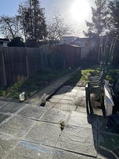 5 bedroom semi-detached house to rent, Stanhope Park Road, Greenford UB6