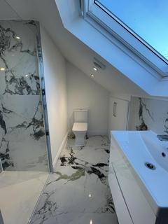 5 bedroom semi-detached house to rent, Stanhope Park Road, Greenford UB6